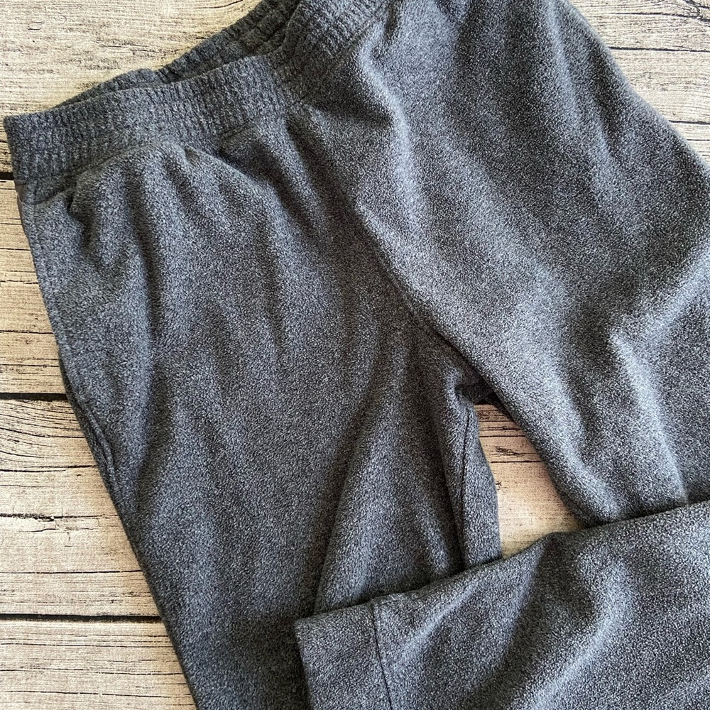Athletic jogger fleece sweatpants - Youth size XL.